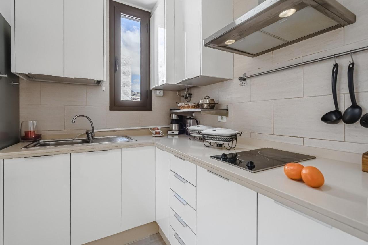 Cozy Apartments - 150 Meters From The Beach, Free Wi-Fi بلايا ذي لاس أميريكاس المظهر الخارجي الصورة